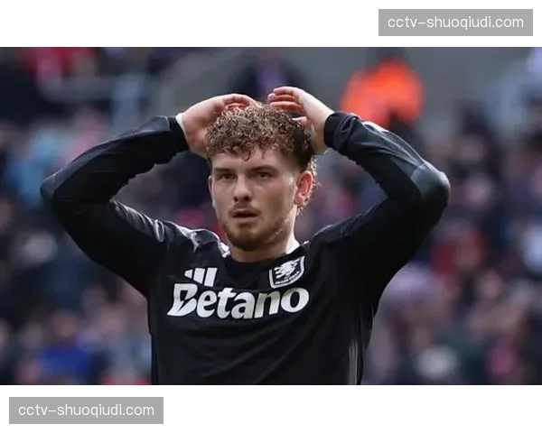 埃利奥特英超10场触发买断条款,欧联杯可自由出战 埃利奥特英超10场触发买断条款,欧联杯可自由出战