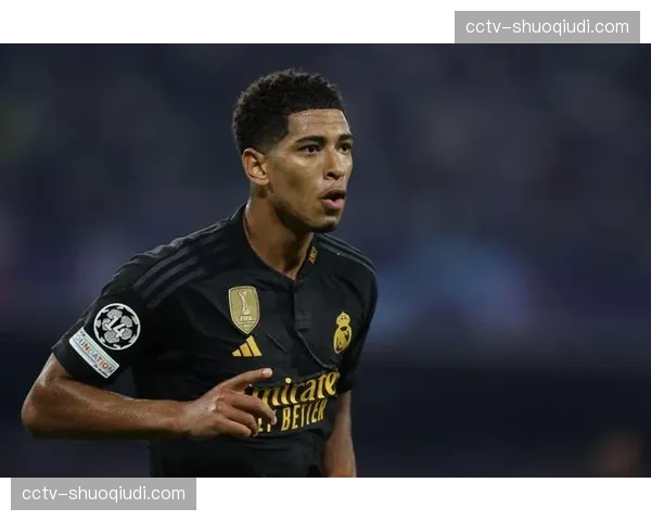 皇马官方确认，贝林厄姆因脚踝伤势将缺席与巴黎圣日耳曼的次回合比赛